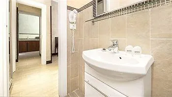 Gasthuis Tiburtina House 2*