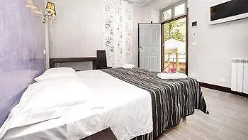 Guest house Tiburtina House 4*